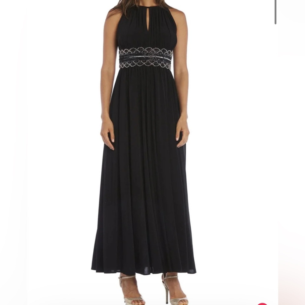 R&M Richards Black Sleeveless V-Neck Gown (worn once, bag kept, non-smoking)